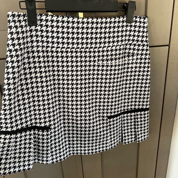 Golftini Houndstooth Golf skirt skort - Picture 4 of 9